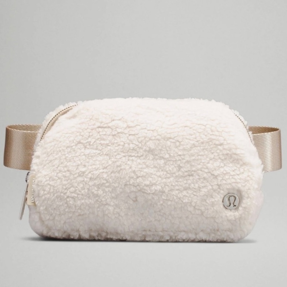 lululemon fleece belt bag
